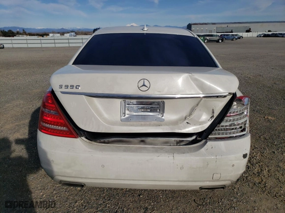 2011 Mercedes-Benz S-Class S 550 with VIN WDDNG7BB6BA413410, listed as a Copart auction lot 88323865 with 221,648 mi miles and Salvage Title. Bid and sale history available at carsss.com. Image 6.