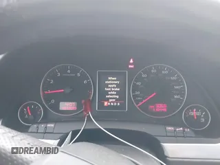 2006 Audi A4 2.0T z VIN WAUDF78E86A256024, wystawiony jako IAAI lot #41958250 z przebiegiem 118 448 mil mil oraz . Historia ofert i sprzedaży dostępna na DreamBid. Obrazek 7.