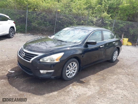 2014 Nissan Altima 2.5 S with VIN 1N4AL3AP2EC193918, listed as a IAAI auction lot 42038404 with 196,162 mi miles. Bid and sale history available at carsss.com. Image 2.