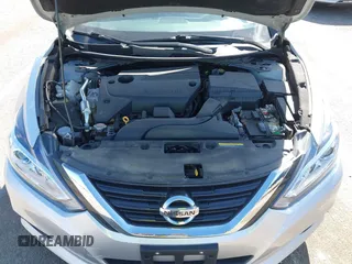 2018 Nissan Altima SR with VIN 1N4AL3APXJC258864, listed as a IAAI auction lot 42018305 with 59,265 mi miles and . Bid and sale history available at carsss.com. Image 10.