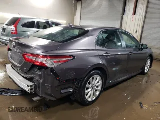 2020 Toyota Camry LE with VIN 4T1C11AK9LU939110, listed as a Copart auction lot 46349425 with 80,550 mi miles and Salvage Title. Bid and sale history available at carsss.com. Image 3.