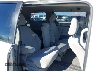 2018 Toyota Sienna LE Auto Access Seat with VIN 5TDKZ3DC9JS962977, listed as a IAAI auction lot 41312680 with 107,538 mi miles. Bid and sale history available at carsss.com. Image 8.