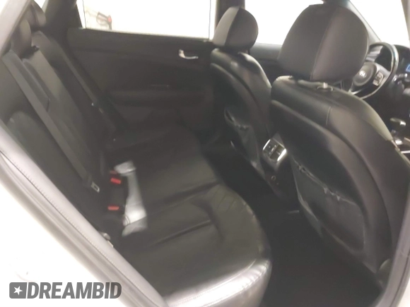 2016 Kia Optima SXL Turbo with VIN 5XXGV4L21GG073147, listed as a IAAI auction lot 41504517 with 130,467 mi miles. Bid and sale history available at carsss.com. Image 8.