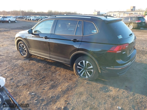 2024 Volkswagen Tiguan S with VIN 3VVRB7AX4RM077794, listed as a IAAI auction lot 41245832 with 12,007 mi miles. Bid and sale history available at carsss.com. Image 3.