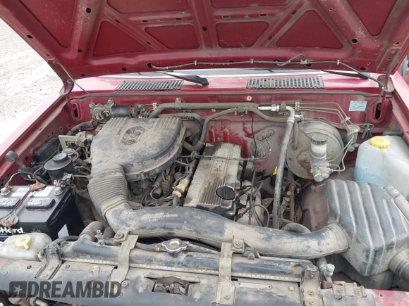 1996 Nissan Frontier XE z VIN 1N6SD11Y6TC355732, wystawiony jako IAAI lot #41958249 z przebiegiem 110 419 mil mil oraz . Historia ofert i sprzedaży dostępna na DreamBid. Obrazek 10.