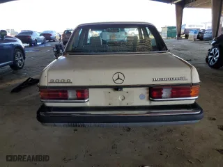 1984 Mercedes-Benz 300 Series 300D-T with VIN WDBAB33A3EA056616, listed as a Copart auction lot 49701345 with 119,935 mi miles and Clean Title. Bid and sale history available at carsss.com. Image 6.