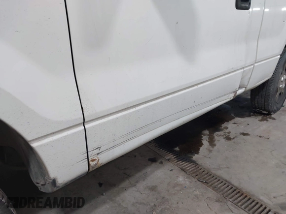 2013 Ford F-150 XL with VIN 1FTMF1EF0DKE09645, listed as a IAAI auction lot 41562685 with 280,266 mi miles and . Bid and sale history available at DreamBid. Image 22.