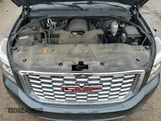 2019 GMC Yukon Denali with VIN 1GKS2CKJ3KR378827, listed as a Copart auction lot 45002325 with 74,283 mi miles and Salvage Title. Bid and sale history available at carsss.com. Image 12.