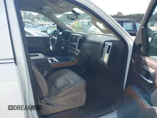 2017 GMC Sierra 1500 SLT z VIN 3GTU2NEC9HG192084, wystawiony jako IAAI lot #42000576 z przebiegiem 91 403 mil mil oraz . Historia ofert i sprzedaży dostępna na DreamBid. Obrazek 5.
