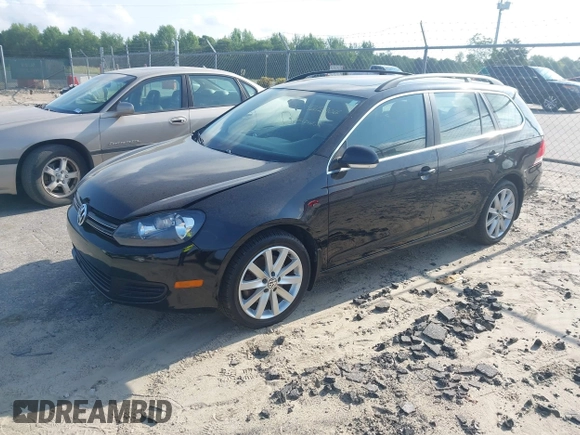 2013 Volkswagen Jetta SportWagen TDI with VIN 3VWPL7AJ6DM695011, listed as a IAAI auction lot 42129066 with 194,310 mi miles. Bid and sale history available at carsss.com. Image 2.