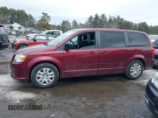 2017 Dodge Grand Caravan SE z VIN 2C4RDGBG8HR793970, wystawiony jako IAAI lot #41691933 z przebiegiem 107 055 mil mil oraz . Historia ofert i sprzedaży dostępna na DreamBid. Obrazek 14.