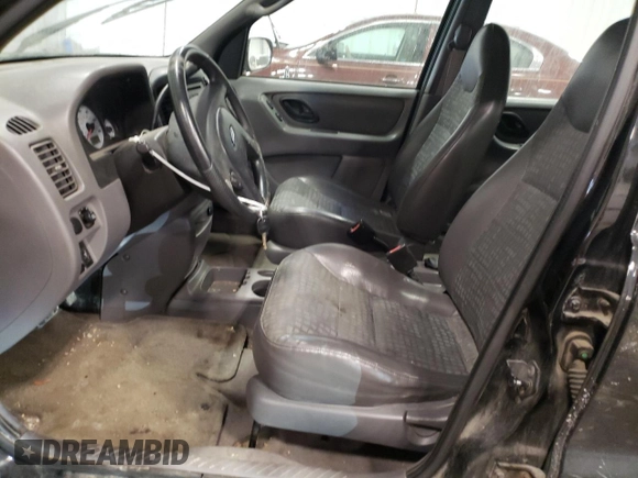 2001 Ford Escape XLS with VIN 1FMYU02121KA65155, listed as a Copart auction lot 42021865 with 0 mi miles and Non Repairable. Bid and sale history available at carsss.com. Image 7.