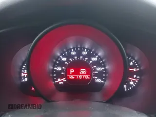 2016 Kia Soul z VIN KNDJN2A25G7820626, wystawiony jako IAAI lot #41760941 z przebiegiem 119 173 mil mil oraz . Historia ofert i sprzedaży dostępna na DreamBid. Obrazek 7.