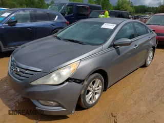 2013 Hyundai Sonata GLS with VIN 5NPEB4AC8DH748505, listed as a IAAI auction lot 42016058 with 215,227 mi miles and . Bid and sale history available at carsss.com. Image 2.