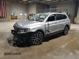 2021 Volkswagen Tiguan SE z VIN 3VV2B7AX3MM121679, wystawiony jako Copart lot #52389175 z przebiegiem 53 538 mil mil oraz Czysty tytuł • Clean title. Historia ofert i sprzedaży dostępna na DreamBid. Obrazek 1.