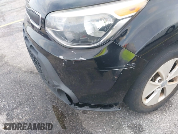 2015 Kia Soul z VIN KNDJN2A29F7164073, wystawiony jako IAAI lot #42484727 z przebiegiem 143 827 mil mil oraz . Historia ofert i sprzedaży dostępna na DreamBid. Obrazek 6.