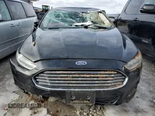 2016 Ford Fusion S with VIN 3FA6P0G70GR366534, listed as a Copart auction lot 88319265 with 61,244 mi miles and Salvage Title. Bid and sale history available at carsss.com. Image 5.