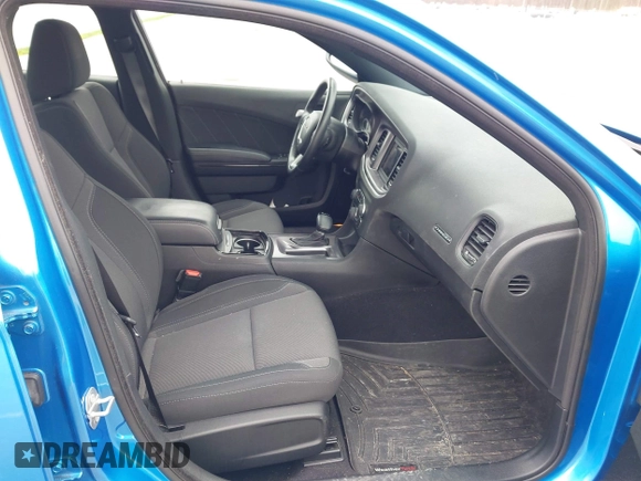 2019 Dodge Charger SXT with VIN 2C3CDXBG2KH588135, listed as a IAAI auction lot 41923629 with 42,985 mi miles. Bid and sale history available at carsss.com. Image 5.