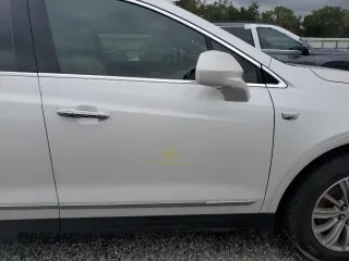 2019 Cadillac XT5 Luxury FWD z VIN 1GYKNCRS6KZ271427, wystawiony jako Copart lot #45979515 z przebiegiem Nie podano mil oraz Szkoda całkowita • Salvage title. Historia ofert i sprzedaży dostępna na DreamBid. Obrazek 13.
