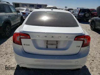 2015 Volvo S60 T5 Drive-E Premier with VIN YV140MFB1F1301441, listed as a Copart auction lot 73008233 with 135,919 mi miles. Bid and sale history available at carsss.com. Image 6.