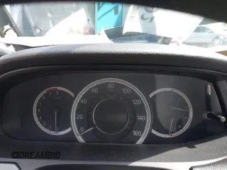 2013 Honda Accord LX z VIN 1HGCR2F38DA219080, wystawiony jako IAAI lot #42260992 z przebiegiem Nie podano mil oraz . Historia ofert i sprzedaży dostępna na DreamBid. Obrazek 7.