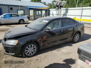 2013 Volkswagen Jetta SE with VIN 3VWDX7AJ5DM443466, listed as a Copart auction lot 56181425 with 131,557 mi miles and Salvage title. Bid and sale history available at DreamBid. Image 1.