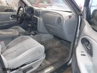 2007 Chevrolet TrailBlazer LS with VIN 1GNDT13S072109348, listed as a IAAI auction lot 41566255 with 278,928 mi miles. Bid and sale history available at carsss.com. Image 5.