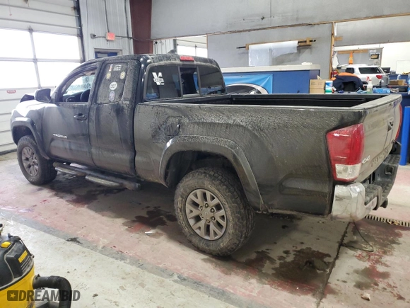2016 Toyota Tacoma SR with VIN 5TFSX5ENXGX041808, listed as a Copart auction lot 84424644 with 67,467 mi miles and Salvage Title. Bid and sale history available at carsss.com. Image 2.