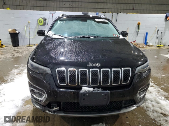 2019 Jeep Cherokee Limited with VIN 1C4PJMDX0KD395092, listed as a Copart auction lot 84026464 with 85,675 mi miles and Salvage title. Bid and sale history available at DreamBid. Image 5.
