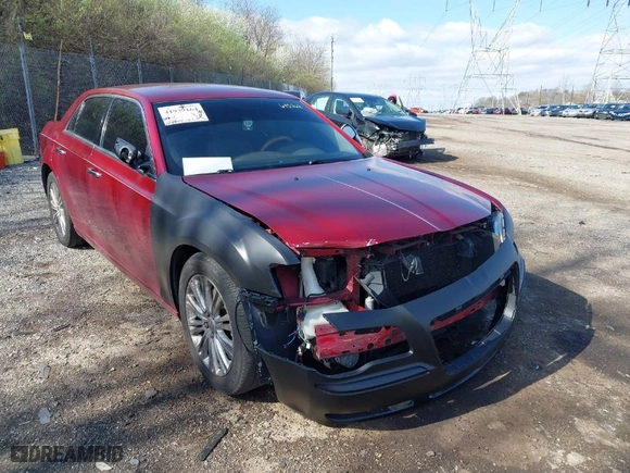 2013 Chrysler 300 with VIN 2C3CCAKTXDH645262, listed as a IAAI auction lot 41939164 with NaN miles. Bid and sale history available at carsss.com. Image 18.