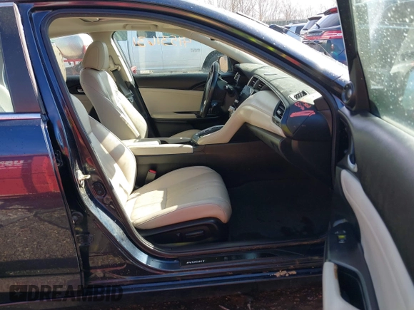 2020 Honda Insight Touring with VIN 19XZE4F90LE005829, listed as a IAAI auction lot 41531631 with 29,758 mi miles and . Bid and sale history available at carsss.com. Image 5.