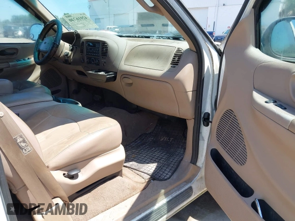 1999 Ford F-150 XL with VIN 2FTRX18L8XCB22793, listed as a IAAI auction lot 42016740 with 198,056 mi miles. Bid and sale history available at carsss.com. Image 5.
