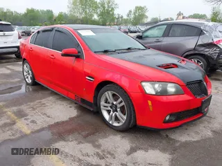 2008 Pontiac G8 z VIN 6G2ER57778L133156, wystawiony jako IAAI lot #42119693 z przebiegiem 229 285 mil mil oraz . Historia ofert i sprzedaży dostępna na DreamBid. Obrazek 1.