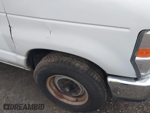 2011 Ford Econoline Passenger XL с VIN 1FBNE3BL3BDA61357, выставлен на аукционе IAAI как лот 39828147 с пробегом 106 810 миль миль и . История ставок и продаж доступна на DreamBid. Изображение 12.