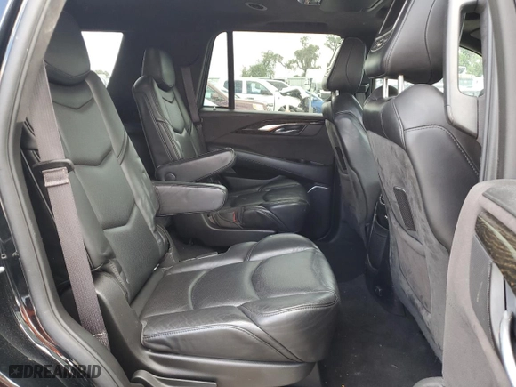 2016 Cadillac Escalade Platinum with VIN 1GYS3DKJ0GR271024, listed as a Copart auction lot 80753884 with 117,009 mi miles and Non Repairable. Bid and sale history available at carsss.com. Image 11.