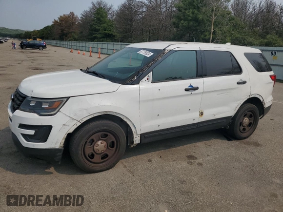 2017 Ford Police Interceptor Utility с VIN 1FM5K8AR5HGD59290, выставлен на аукционе Copart как лот 67779324 с пробегом 116 769 миль миль и На запчасти • Non repairable. История ставок и продаж доступна на DreamBid. Изображение 1.