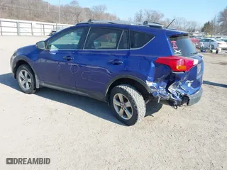 2015 Toyota RAV4 XLE with VIN 2T3RFREVXFW253698, listed as a IAAI auction lot 41798700 with 147,202 mi miles. Bid and sale history available at carsss.com. Image 3.