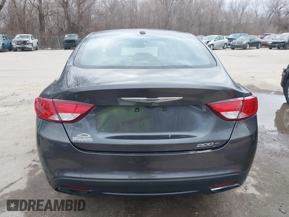 2015 Chrysler 200 S with VIN 1C3CCCBB2FN542480, listed as a IAAI auction lot 41749285 with 164,316 mi miles. Bid and sale history available at carsss.com. Image 16.