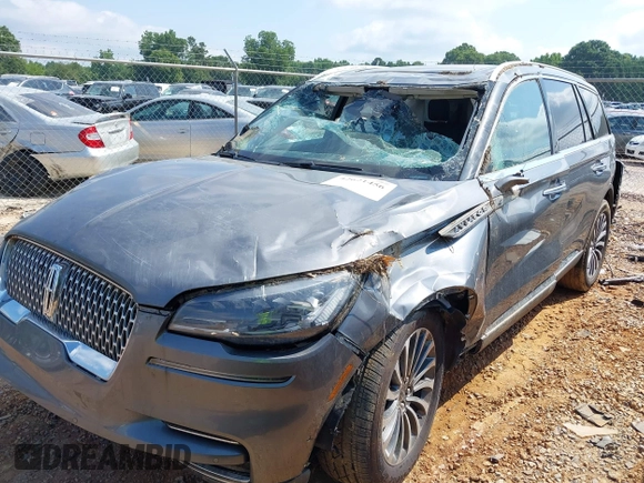 2022 Lincoln Aviator Reserve with VIN 5LM5J7WC7NGL00526, listed as a IAAI auction lot 42621456 with 55,708 mi miles and . Bid and sale history available at DreamBid. Image 6.