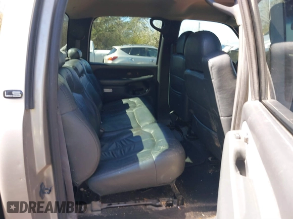 2002 Chevrolet Silverado 1500HD LT with VIN 1GCGK13U02F182523, listed as a IAAI auction lot 41761743 with 283,114 mi miles and . Bid and sale history available at DreamBid. Image 8.