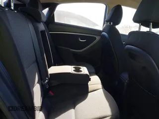 2017 Hyundai Elantra z VIN KMHD35LH4HU348021, wystawiony jako IAAI lot #41290953 z przebiegiem 41 920 mil mil oraz . Historia ofert i sprzedaży dostępna na DreamBid. Obrazek 8.