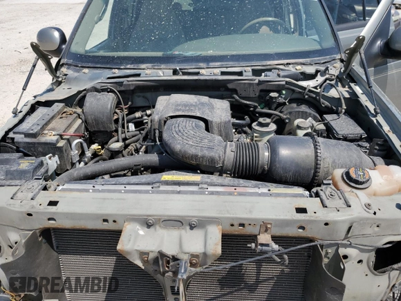 1999 Ford Expedition XLT z VIN 1FMPU18L0XLC03675, wystawiony jako Copart lot #56721435 z przebiegiem 111 652 mil mil oraz Szkoda całkowita • Salvage title. Historia ofert i sprzedaży dostępna na DreamBid. Obrazek 12.