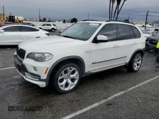 2008 BMW X5 3.0si z VIN 5UXFE435X8L004141, wystawiony jako Copart lot #48211895 z przebiegiem 156 277 mil mil oraz Szkoda całkowita • Salvage title. Historia ofert i sprzedaży dostępna na DreamBid. Obrazek 1.