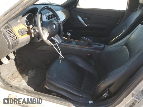 2005 BMW Z4 3.0i with VIN 4USBT53515LT28774, listed as a Copart auction lot 53826255 with 87,927 mi miles and Clean title. Bid and sale history available at DreamBid. Image 7.