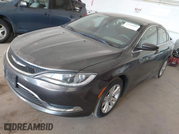 2015 Chrysler 200 Limited z VIN 1C3CCCAB7FN564539, wystawiony jako IAAI lot #42218003 z przebiegiem 110 084 mil mil oraz . Historia ofert i sprzedaży dostępna na DreamBid. Obrazek 2.
