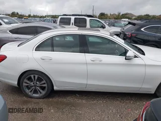 2019 Mercedes-Benz C 300 with VIN 55SWF8DB0KU284459, listed as a IAAI auction lot 40895273 with Not provided miles and . Bid and sale history available at DreamBid. Image 13.