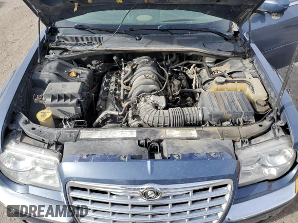 2007 Chrysler 300 C z VIN 2C3KA63H57H790772, wystawiony jako Copart lot #50150225 z przebiegiem 187 800 mil mil oraz Szkoda całkowita • Salvage title. Historia ofert i sprzedaży dostępna na DreamBid. Obrazek 11.
