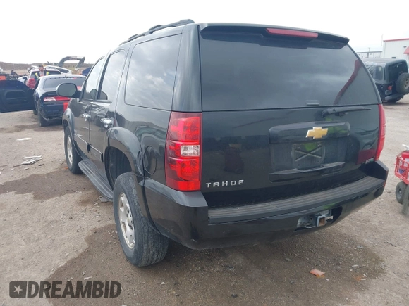 2012 Chevrolet Tahoe LS z VIN 1GNSCAE06CR177058, wystawiony jako IAAI lot #41168492 z przebiegiem 155 819 mil mil oraz . Historia ofert i sprzedaży dostępna na DreamBid. Obrazek 3.