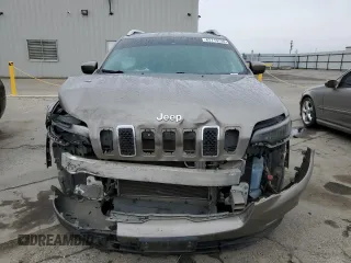 2021 Jeep Cherokee Altitude with VIN 1C4PJLLB3MD169129, listed as a Copart auction lot 82715734 with 59,468 mi miles and Salvage Title. Bid and sale history available at carsss.com. Image 5.