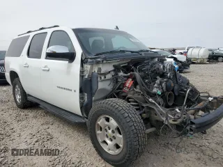 2007 Chevrolet Suburban LT z VIN 1GNFK16317J167510, wystawiony jako Copart lot #50363675 z przebiegiem Nie podano mil oraz Czysty tytuł • Clean title. Historia ofert i sprzedaży dostępna na DreamBid. Obrazek 4.